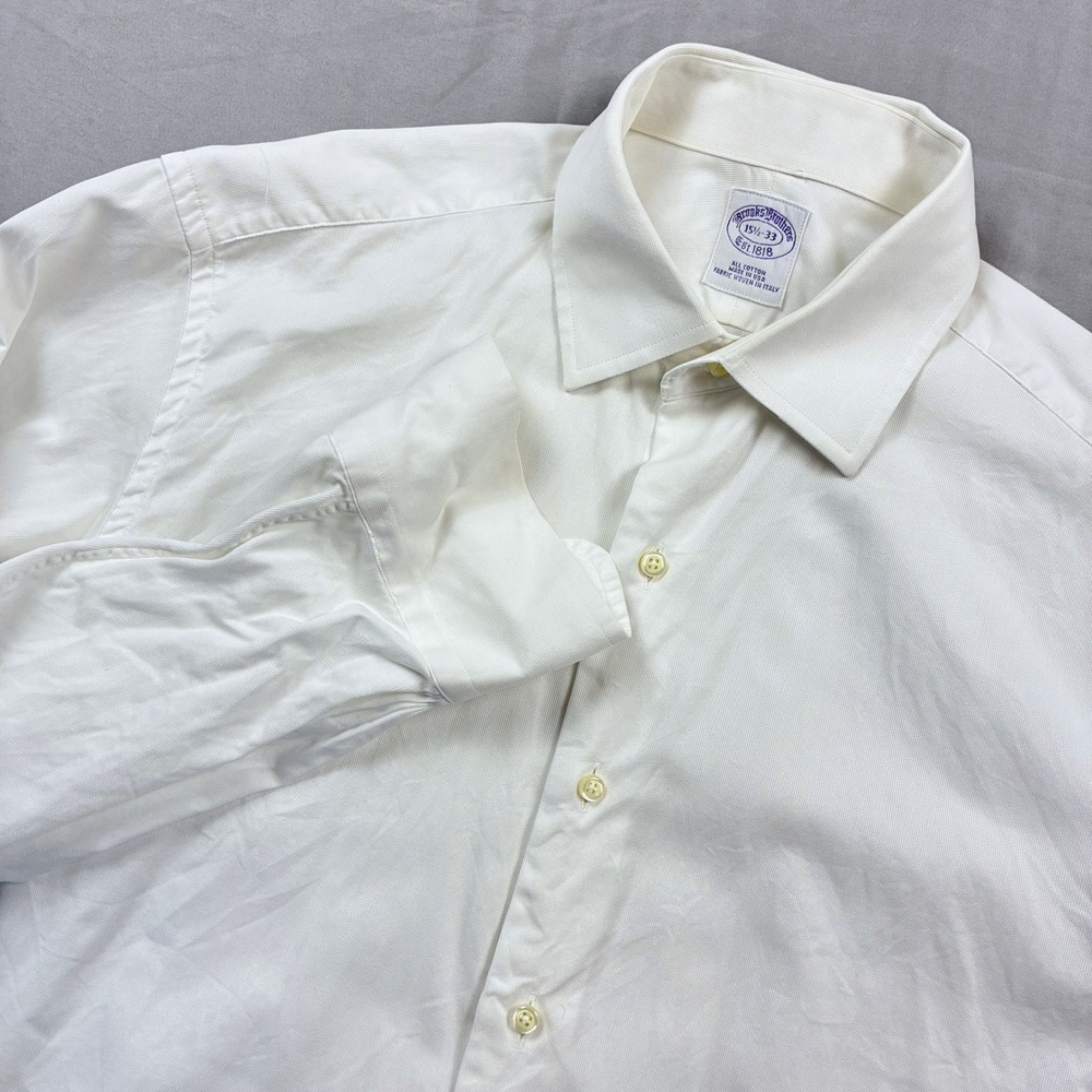 Brooks Brothers Dress Shirt Mens 15.5-33 White Textured Cotton Made in USA Ivy